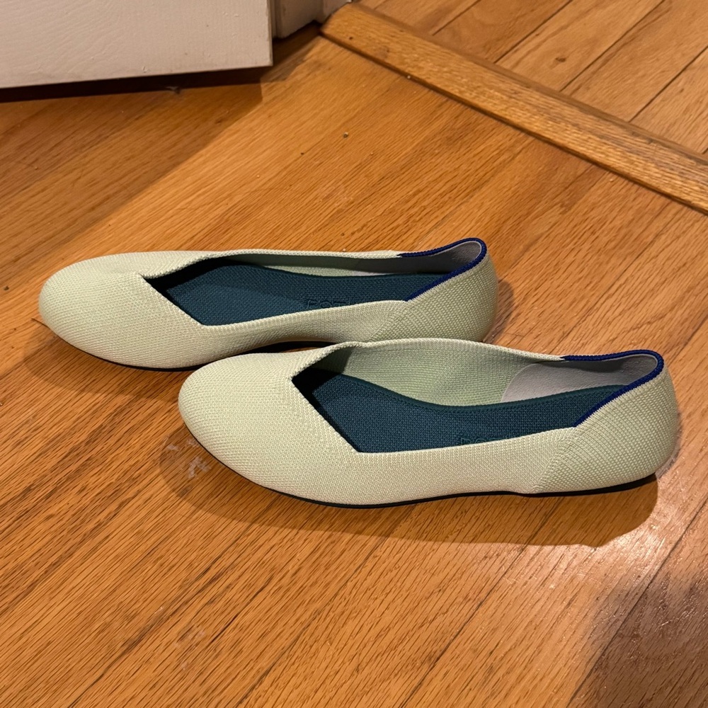 Rothy’s ‘The Ballet Flat in Sour Apple’ size 8